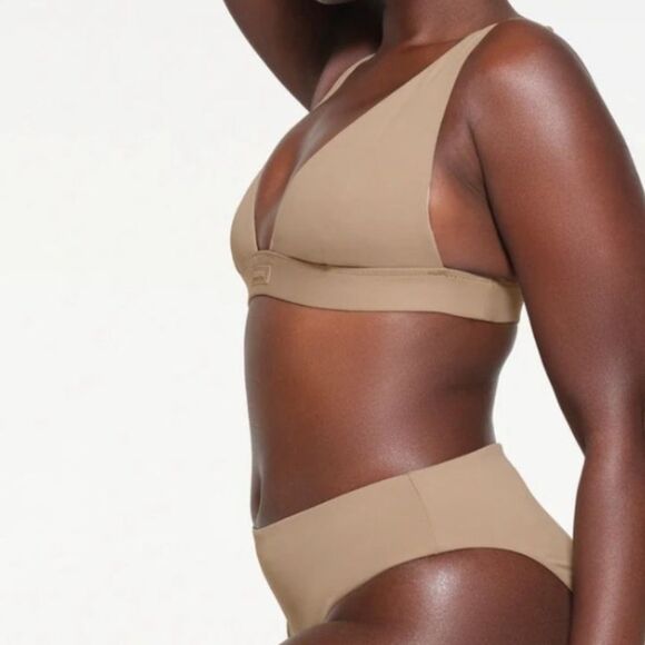 Skims Dessert Signature Plunge Logo Bikini Swim Top Size 3XL - Picture 6 of 6